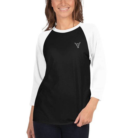 3/4 sleeve raglan shirt