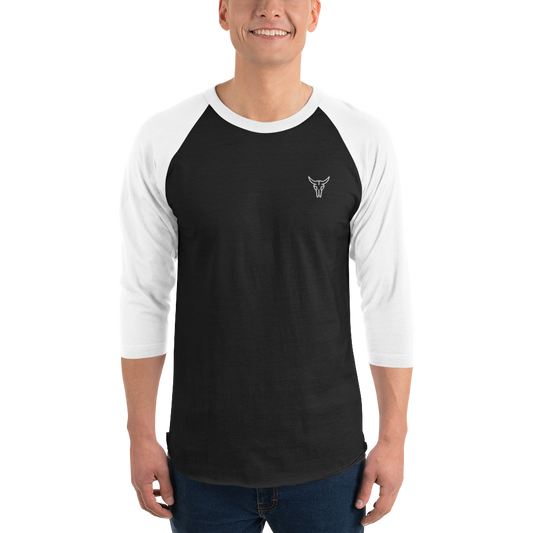 3/4 sleeve raglan shirt